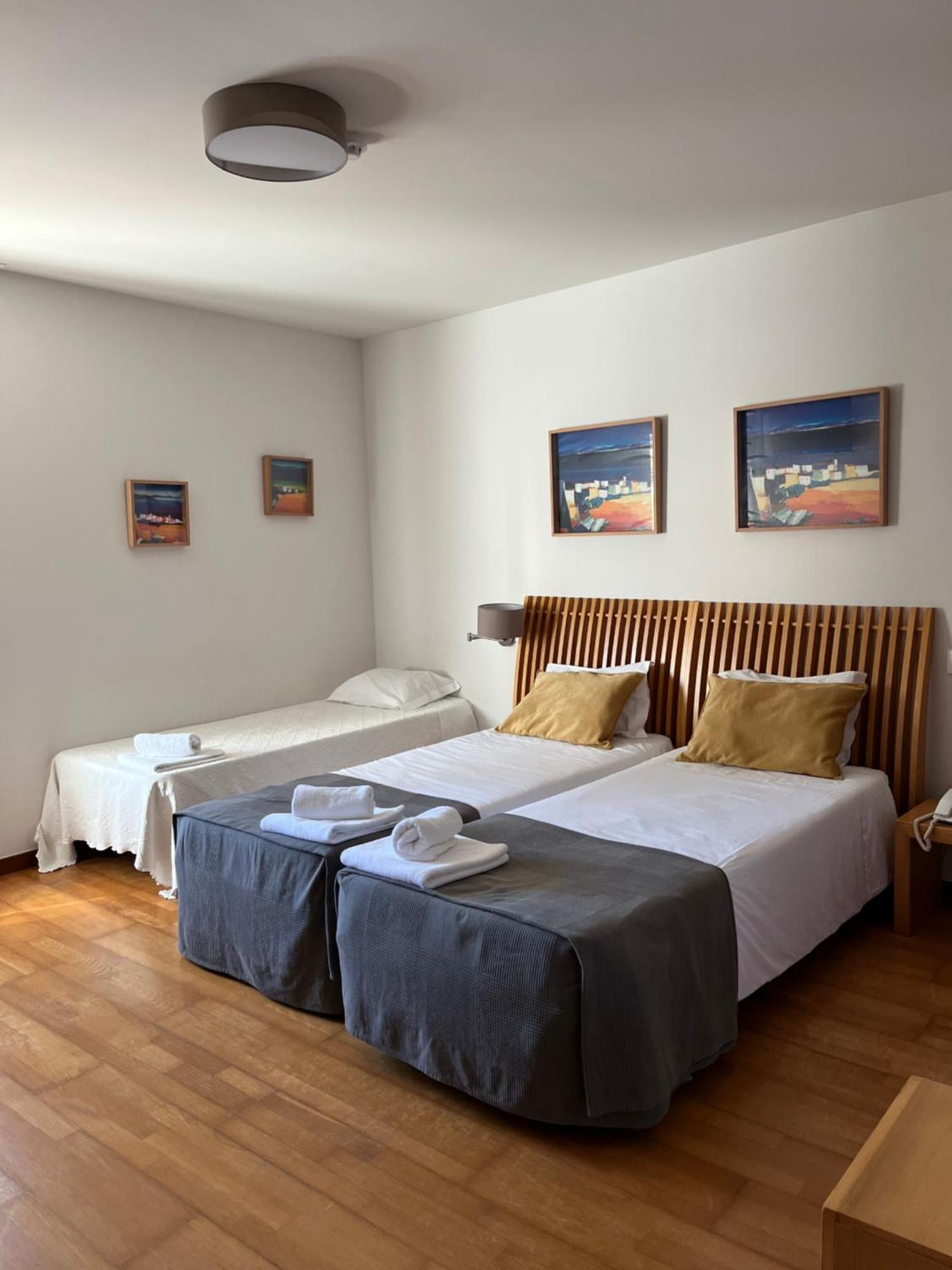 Hotel Paulo VI Rio Maior Exterior photo